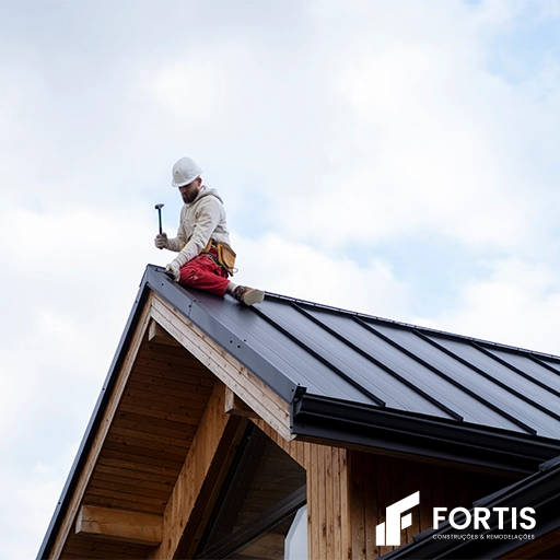 Obras em telhados